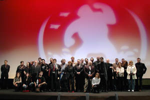 Foto de familia dels guardonats en l'edició d'enguany. fdg / jesus paris