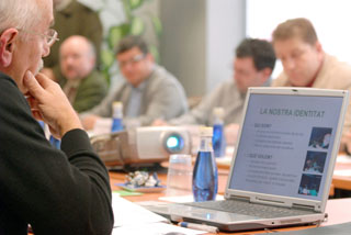 Debat amb els mitjans de comunicació del Penedès sobre la vegueria. fdg/ c. castro