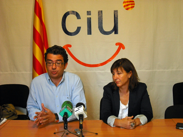 CiU. Francesc Sánchez i Glòria Garcia, portaveus de CiU