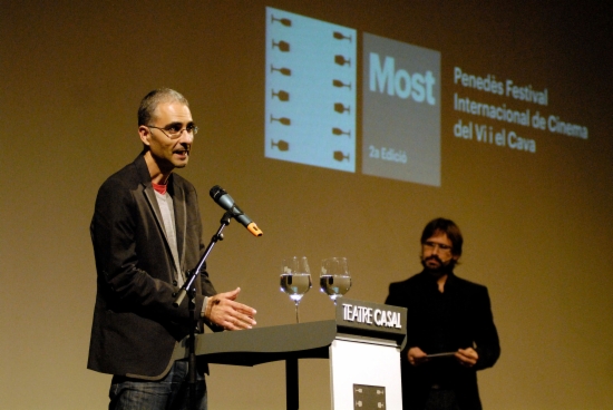 Imatge de la inauguració del Festival Internacional de Cinema de Vi i Cava, Most Penedès. ACN