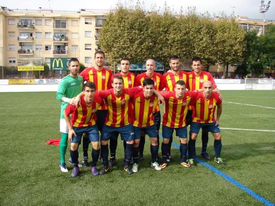 Pepe Fos. Equip inicial del partit del Vilafranca al camp del Masnou