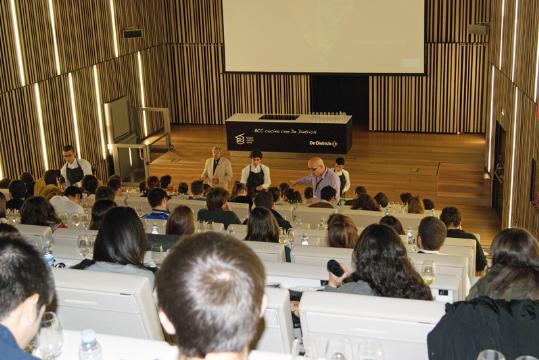 Institut del Cava. LInstitut del Cava promociona el cava a Donosti