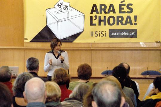 Ajuntament de Sitges. Carme Forcadell ha presentat a Sitges la Via Catalana 2014