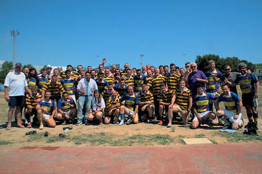 Eix. El club vilanoví rebia com a amfitrió el club anglès dels Maddogs RFC