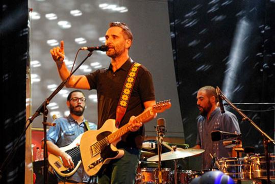 Míriam de Lamo. Jorge Drexler a La Daurada Beach Club