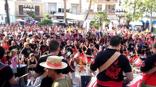 3ª Timbalada de la Festa Major de Sant Pere. Eix