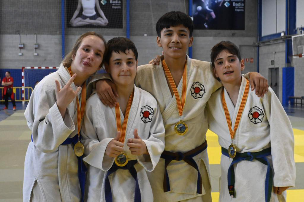 Els judoques de l'Escola de Judo Vilafranca-Vilanova. Eix