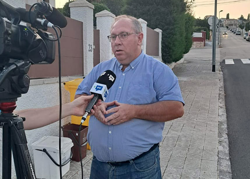 Roda de premsa de Lluís Navarrete a l'urbanització Torreblanca. Eix