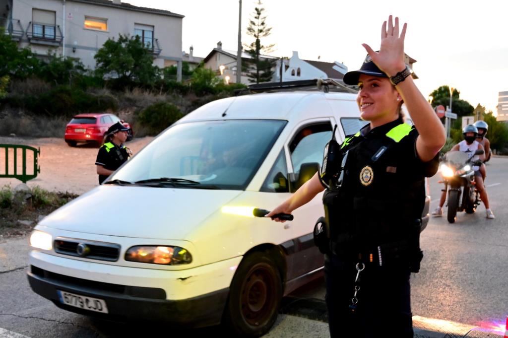 Calafell imposa gairebé 300.000 euros en multes per infraccions de la normativa de tinença de gossos. Ajuntament de Calafell