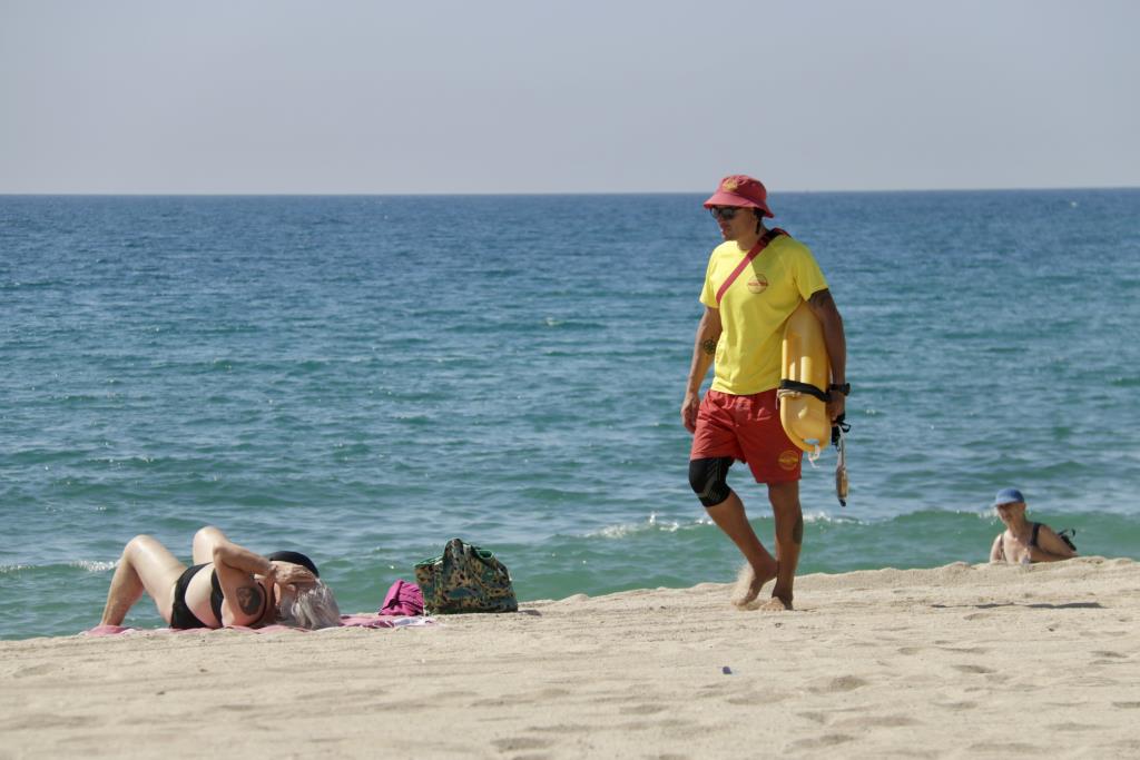 El sector turístic català tanca un nou estiu d’èxit, però manté les dificultats per cobrir personal  . ACN