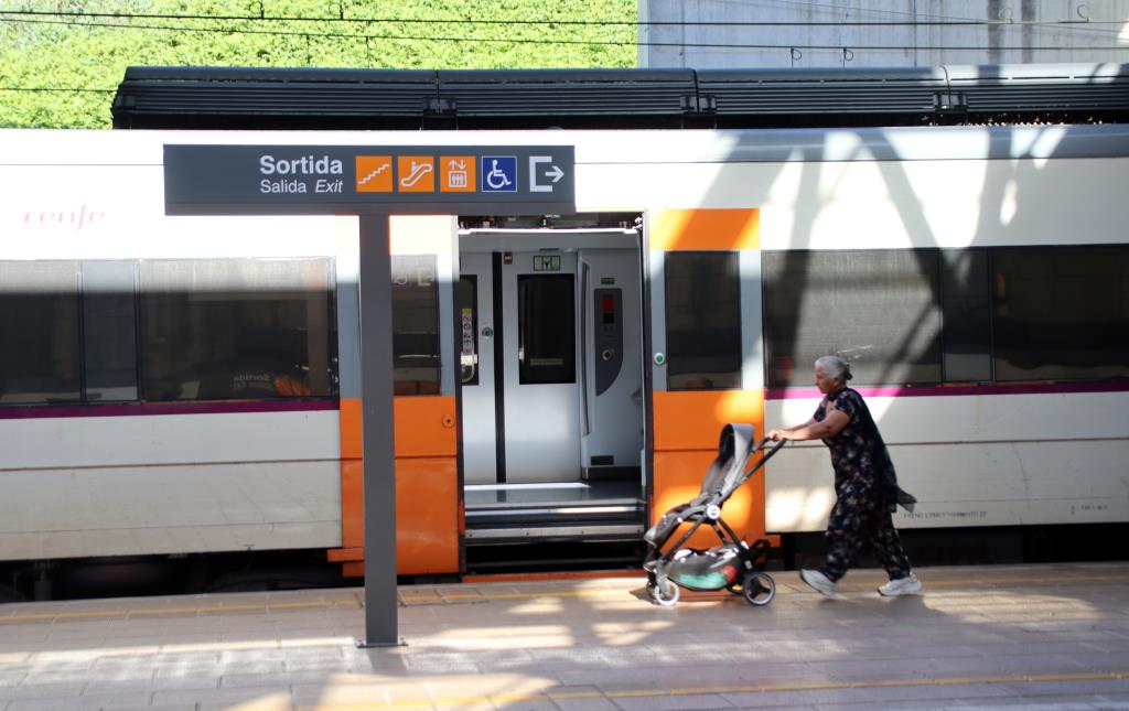 El servei de Rodalies de les línies R3, R4 i R11 es veurà afectat durant l'agost per treballs de manteniment. ACN