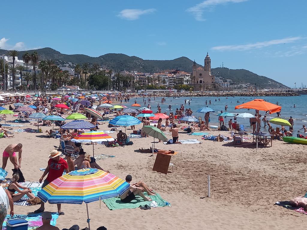 El turisme internacional es consolida a Sitges arribant al 72% de l’ocupació hotelera. Ajuntament de Sitges