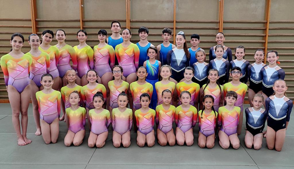 Els gimnastes del Club Gimnàstic Vilanova. Eix