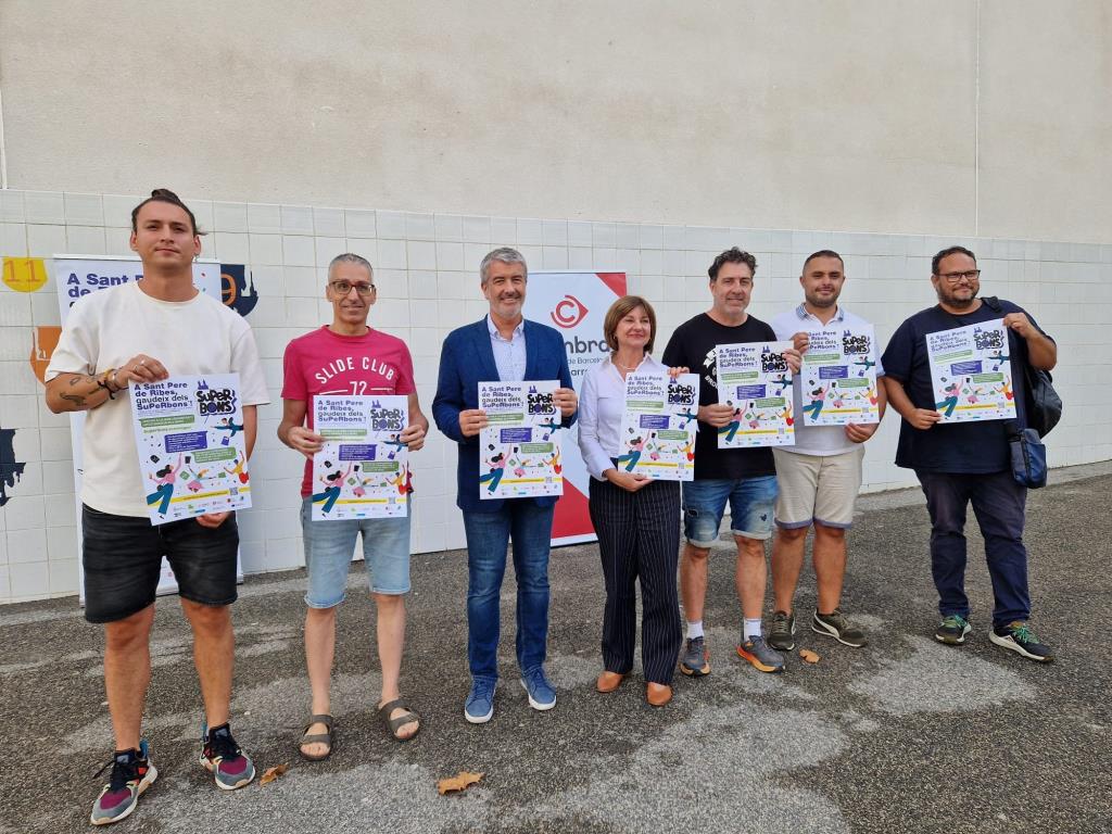 Els Superbons tornen a Sant Pere de Ribes per incentivar les compres al comerç local. Ajt Sant Pere de Ribes