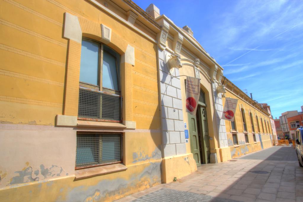 Escola i Conservatori Municipal de Música Mestre Montserrat. Eix