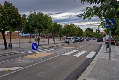 Finalitzades les obres de construcció d’un nou pas de vianants a Torrelles de Foix. Diputació de Barcelona