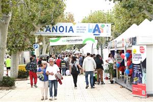 FirAnoia supera el número de cotxes venuts malgrat la pluja. FirAnoia