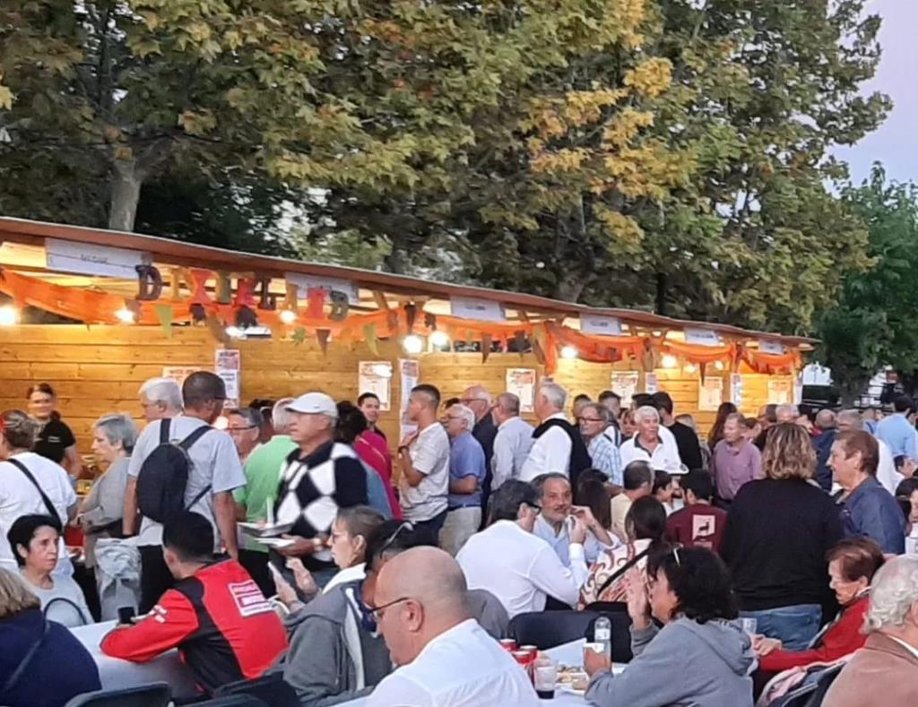 Gastronomia i música en directe en una nova edició de la Dixieland Tast de Canyelles. Ajuntament de Canyelles