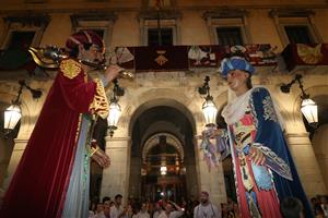 Gegants de Vilanova. Eix