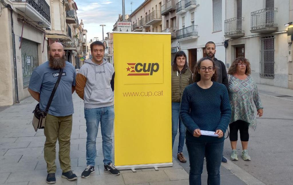 Imatge de la roda de premsa de la CUP de Sant Sadurní. Eix