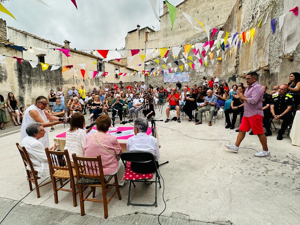 Imatges d'arxiu de la Festa Major de Canyelles. Ajuntament de Canyelles