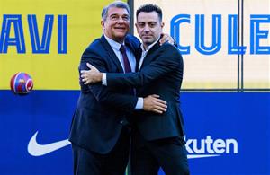 Joan Laporta i Xavi Hernàndez. Eix