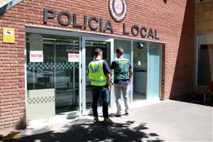 La Guàrdia Civil investiga dos homes per explotació laboral en establiments de Calafell