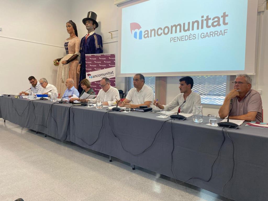 La Mancomunitat Penedès-Garraf aprova la licitació del nou contracte de recollida i transport de residus. Mancomunitat