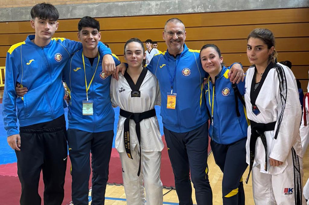 La secció de Taekwondo de la Lira Vendrellenca. Eix