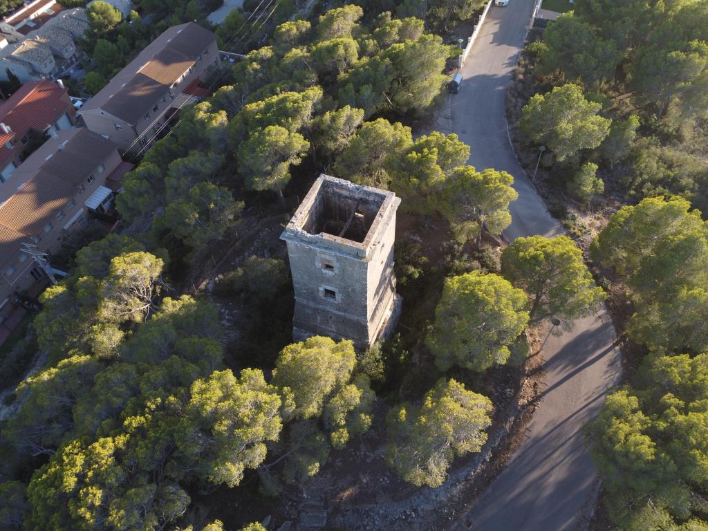 La torre del Telègraf òptic del Vendrell. Eix