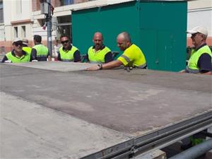 La Unitat de Serveis Municipals prepara les infraestructures de Festa Major de Vilanova amb unes 200 actuacions. Ajuntament de Vilanova