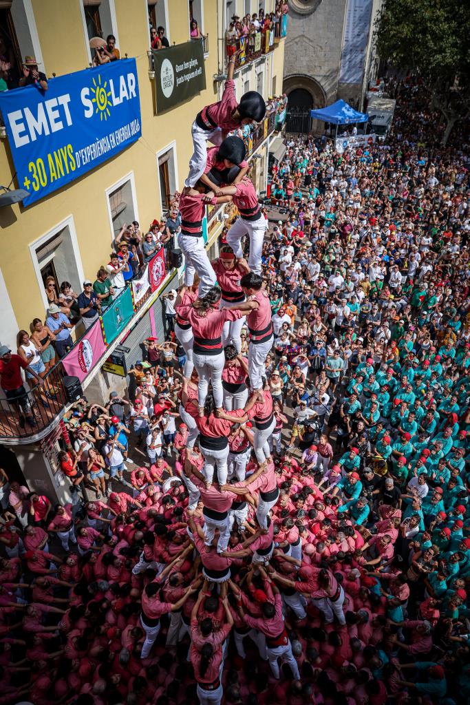 L'aixecadora de la Colla Vella rep l'alta mèdica després de recuperar-se de la caiguda a la diada de Sant Fèlix. ACN