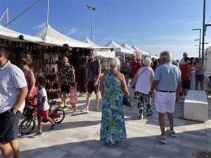 L'Ajuntament de Cubelles mantindrà les ubicacions dels mercats d’estiu després de la prova d’aquest any. Ajuntament de Cubelles