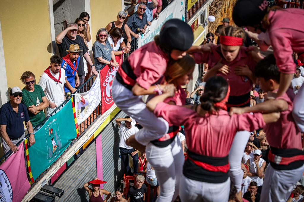 Les caigudes condicionen una diada de Sant Fèlix maratoniana de més de cinc hores i lluny de les expectatives. ACN