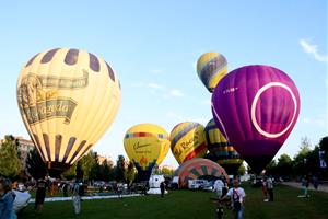 L'European Balloon Festival estrena la primera cistella de globus aerostàtic preparada per a volar a 20.000 metres