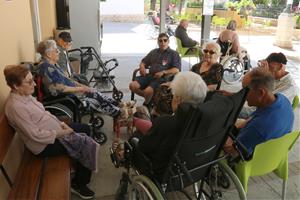 L’Hospital de Sitges compleix 700 anys: d’asil medieval a fundació geriàtrica que salvaguarda la malvasia local