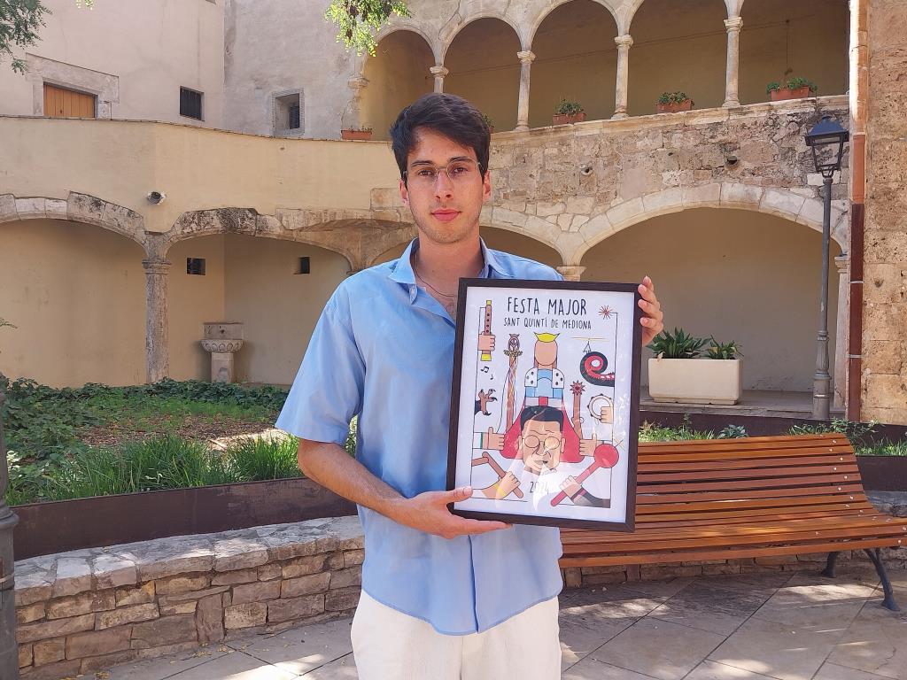 Oriol Pauné, guanyador del X Concurs Toni Planells, il·lumina la Festa Major de Sant Quintí. Ajt Sant Quintí de Medion