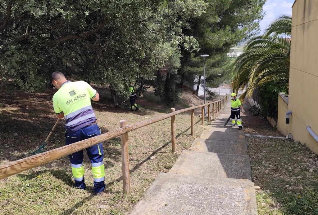 Pacs del Penedès adjudica la neteja i les zones verdes a la Fundació Mas Albornà. Mas Albornà