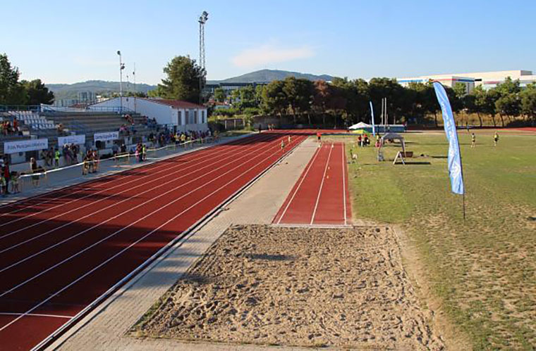 Pistes Municipals Atletisme Carme Sugrañes Blay. Eix