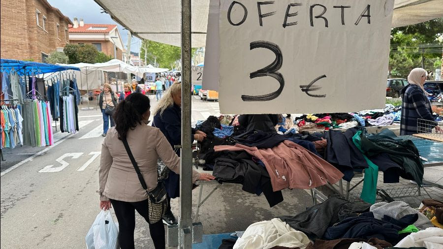 Prova pilot als mercats setmanals de Piera i Sant Sadurní d'Anoia per reduir els residus . Diputació de Barcelona