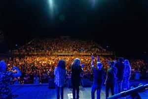 Sopa de Cabra desferma passions al Festival Terramar CaixaBank de Sitges