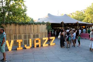 Vilafranca balla els primers compassos del 17è Vijazz amb un cartell de renom internacional i una nova carpa de vins