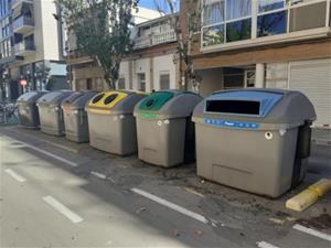 Vilanova i la Geltrú prova models diferents de contenidors de cara a la nova licitació de la recollida d'escombraries. Ajuntament de Vilanova