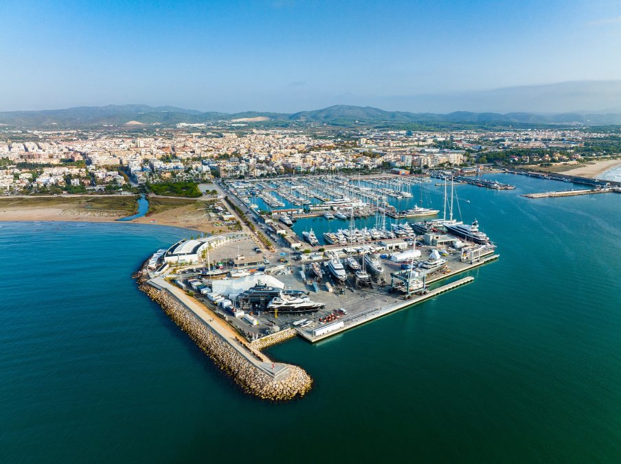 Vista general de Vilanova i la Geltrú mirant al mar. Ajuntament de Vilanova