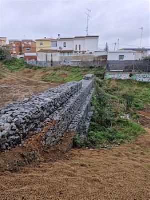 Cubelles estudia models naturals i sostenibles per prevenir riuades a la llera del Foix