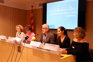 El nou protocol pediàtric inclou més revisions, cribratges per a malalties cardiovasculars i alertes de salut digital. ACN