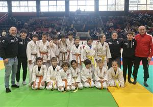 Els judoques de l'Escola de Judo Vilafranca - Vilanova. Eix