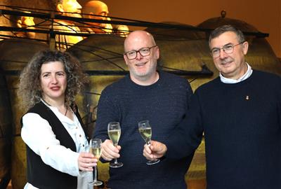 L'alcalde, Pere Vernet, i els tinents d'alcalde i socis de govern, Pedro Campos i Arantza Molina, han fet balanç amb la premsa dels projectes en curs