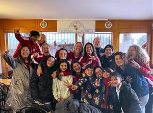 L’equip de futbol 7 femení de l’UE Sitges a Piera. Eix