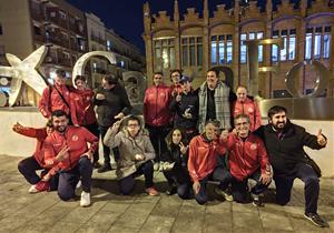 L'equip de futbol Diversitat Mas Albornà a l'entrega de premis. Eix